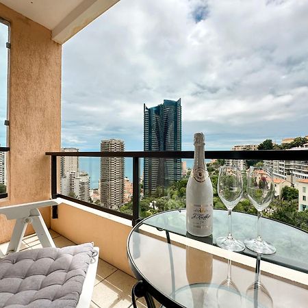 Luxurious 3 Rooms, Pool, Bnbrickeys Beausoleil Exteriör bild